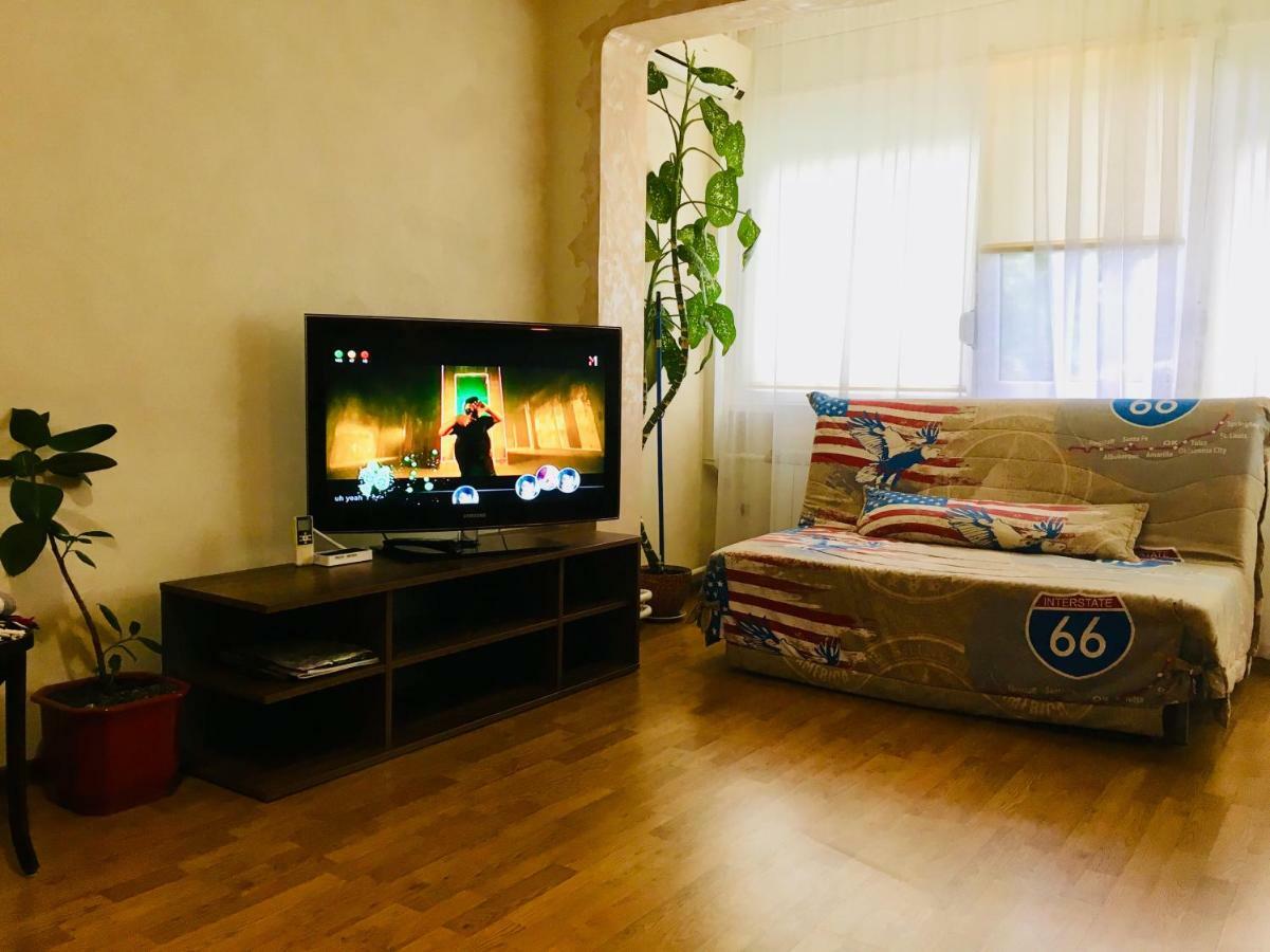 Peremohy Avenue 17 Apartment Kiev Exterior photo